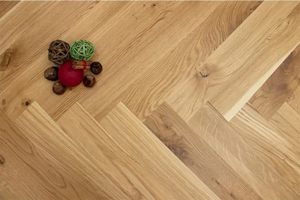 Natural Engineered Flooring Oak Click Herringbone Native Light Brushed Uv Lacquered 12/3mm By 120mm By 600mm 1 Natural Engineered Flooring Oak Click Herringbone Native Light Brushed Uv Lacquered 12/3mm By 120mm By 600mm