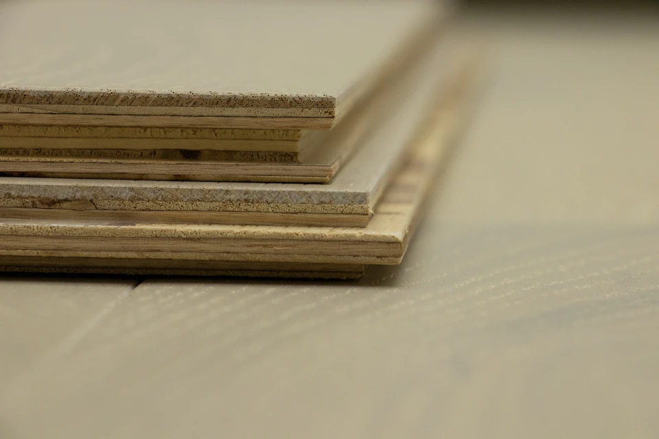 Prime Engineered Flooring Oak Double White Brushed UV Matt Lacquered Eco 14/3mm By 178mm By 1000-2400mm 4 Prime Engineered Flooring Oak Double White Brushed UV Matt Lacquered Eco 14/3mm By 178mm By 1000-2400mm - Image 4