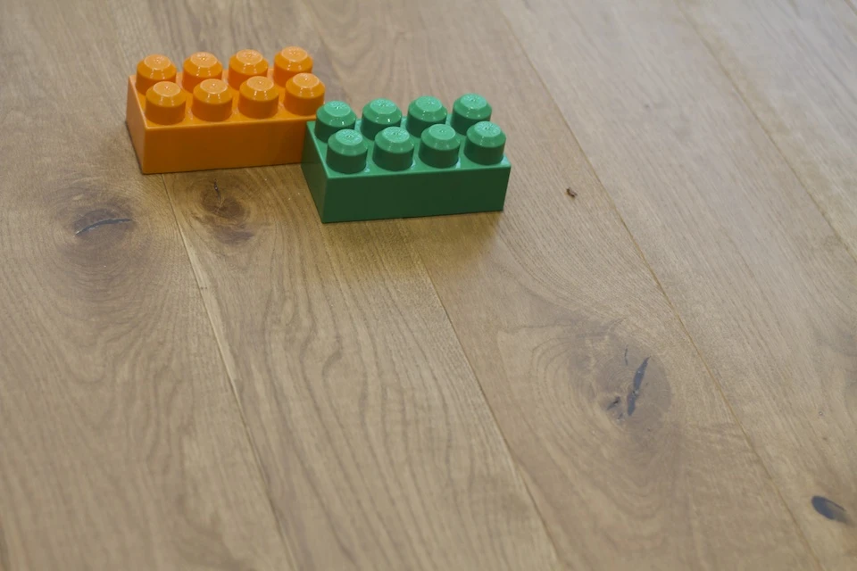 Natural Engineered Flooring Oak Paris Brown Brushed Uv Oiled 14/3mm By 150mm By 1855mm 1 Natural Engineered Flooring Oak Paris Brown Brushed Uv Oiled 14/3mm By 150mm By 1855mm