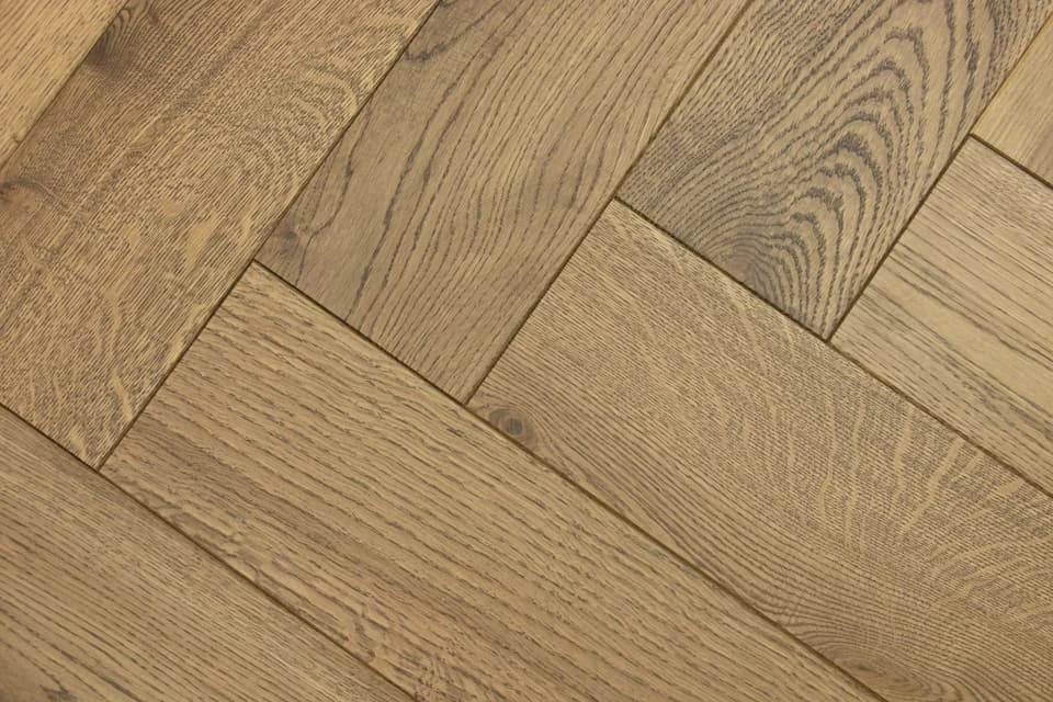 Natural Engineered Flooring Oak Herringbone Cognac Uv Oiled 13/4mm By 140mm By 700mm 2 Natural Engineered Flooring Oak Herringbone Cognac Uv Oiled 13/4mm By 140mm By 700mm - Image 2