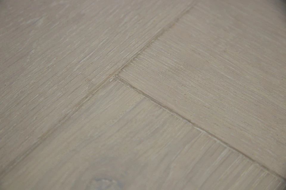 Natural Engineered Flooring Oak Bespoke Herringbone Bianco Hardwax Oiled 16/4mm By 120mm By 580mm 5 Natural Engineered Flooring Oak Bespoke Herringbone Bianco Hardwax Oiled 16/4mm By 120mm By 580mm - Image 5