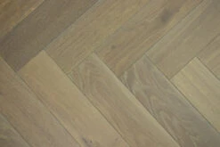 Natural Engineered Flooring Oak Bespoke Herringbone Silver Tiger Hardwax Oiled 16/4mm By 120mm By 580mm -Best Flooring Store img 4890