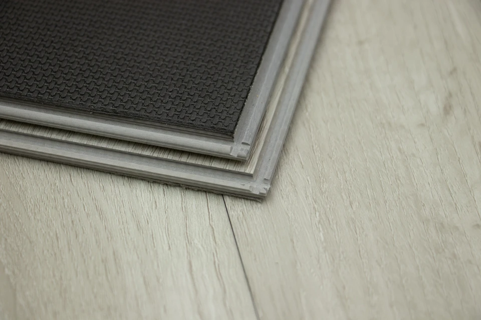 Supremo Luxury Click Vinyl Rigid Core Herringbone Flooring Graphite With Built In Underlay 6mm By 127mm By 610mm 5 Supremo Luxury Click Vinyl Rigid Core Herringbone Flooring Graphite With Built In Underlay 6mm By 127mm By 610mm - Image 5