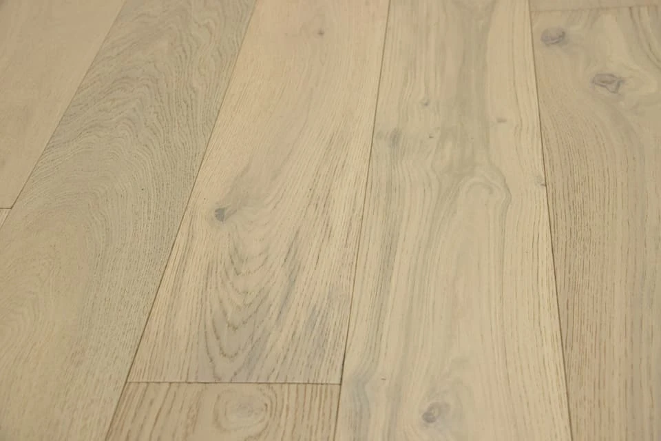Natural Engineered Flooring Oak Non Visible Brushed UV Lacquered 10/3mm By 150mm By 1200mm 4 Natural Engineered Flooring Oak Non Visible Brushed UV Lacquered 10/3mm By 150mm By 1200mm - Image 4