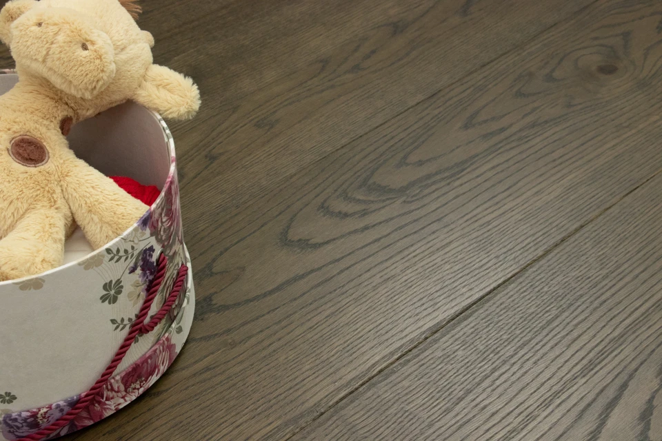 Natural Engineered Flooring Oak Bespoke Bazelet UV Lacquered 16/4mm By 220mm By 1500-2400mm 2 Natural Engineered Flooring Oak Bespoke Bazelet UV Lacquered 16/4mm By 220mm By 1500-2400mm - Image 2