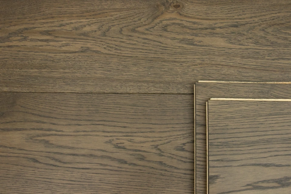 Natural Engineered Flooring Oak Bespoke Bazelet UV Lacquered 16/4mm By 220mm By 1500-2400mm 4 Natural Engineered Flooring Oak Bespoke Bazelet UV Lacquered 16/4mm By 220mm By 1500-2400mm - Image 4