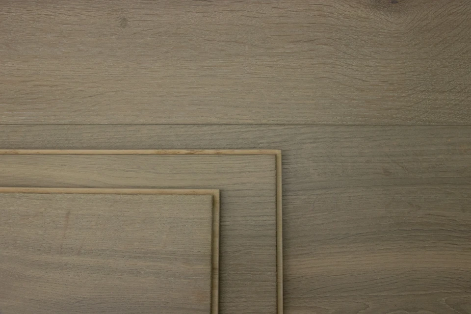 Natural Engineered Flooring Oak Bespoke Coral Wax Oiled 16/4mm By 220mm By 1500-2400mm 5 Natural Engineered Flooring Oak Bespoke Coral Wax Oiled 16/4mm By 220mm By 1500-2400mm - Image 5