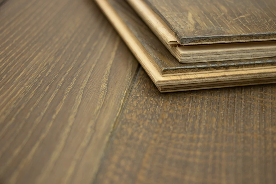 Natural Engineered Flooring Oak Herringbone Cemento Hardwax Oiled 16/4mm By 120mm By 580mm 5 Natural Engineered Flooring Oak Herringbone Cemento Hardwax Oiled 16/4mm By 120mm By 580mm - Image 5