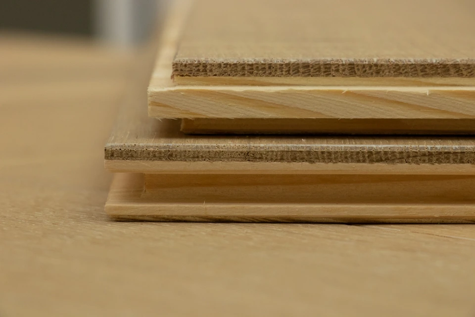 Natural Engineered Flooring Oak Herringbone White Cream UV Oiled 14/3mm By 100mm By 600mm 8 Natural Engineered Flooring Oak Herringbone White Cream UV Oiled 14/3mm By 100mm By 600mm - Image 8