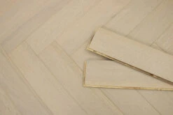 Natural Engineered Flooring Oak Herringbone White Pearl Brushed UV Lacquered 15/4mm By 90mm By 600mm 8 Natural Engineered Flooring Oak Herringbone White Pearl Brushed UV Lacquered 15/4mm By 90mm By 600mm -Best Flooring Store natural engineered flooring oak herringbone white pearl brushed uv lacquered 11