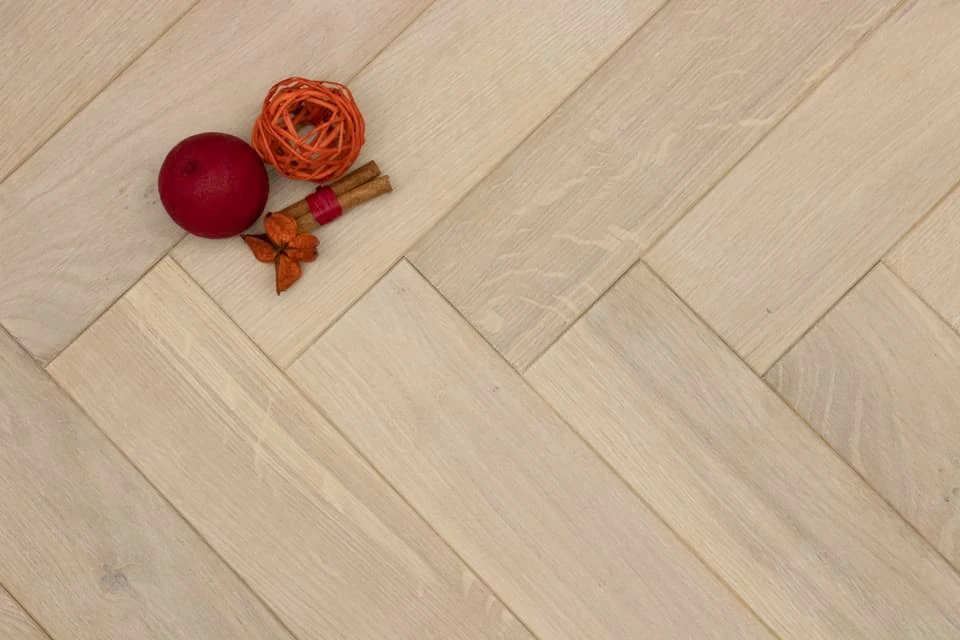 Natural Engineered Flooring Oak Herringbone White UV Oiled 14/3mm By 120mm By 600mm 5 Natural Engineered Flooring Oak Herringbone White UV Oiled 14/3mm By 120mm By 600mm - Image 5