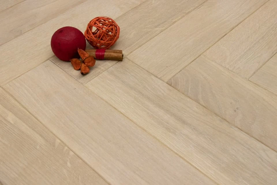 Natural Engineered Flooring Oak Herringbone White UV Oiled 14/3mm By 120mm By 600mm 6 Natural Engineered Flooring Oak Herringbone White UV Oiled 14/3mm By 120mm By 600mm - Image 6