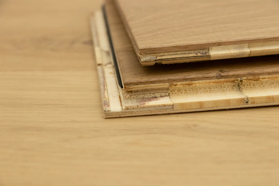 Natural Engineered Flooring Oak Click Non Visible UV Lacquered 14/3mm By 190mm By 1900mm 5 Natural Engineered Flooring Oak Click Non Visible UV Lacquered 14/3mm By 190mm By 1900mm - Image 5