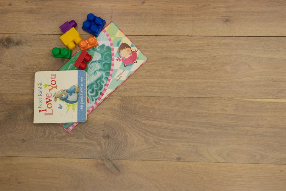 Natural Engineered Flooring Oak Bespoke Silver Tiger Hardwax Oiled 16/4mm By 220mm By 1300-2400mm 1 Natural Engineered Flooring Oak Bespoke Silver Tiger Hardwax Oiled 16/4mm By 220mm By 1300-2400mm