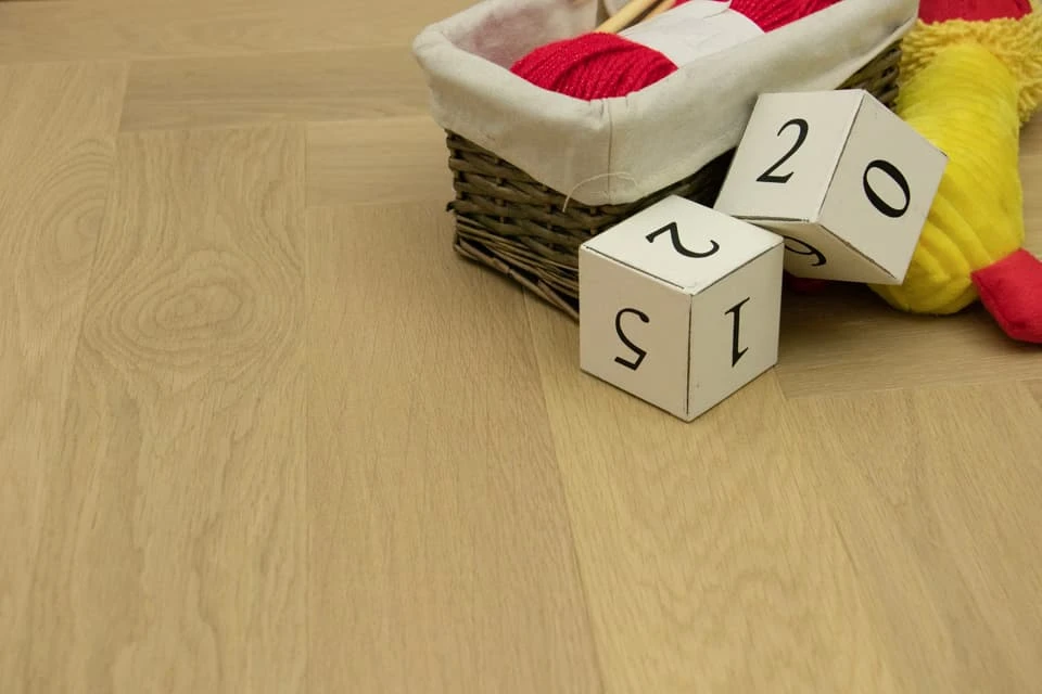 Prime Engineered Flooring Oak Herringbone Non Visible Brushed UV Matt Lacquered 14/3mm By 128mm By 600mm 2 Prime Engineered Flooring Oak Herringbone Non Visible Brushed UV Matt Lacquered 14/3mm By 128mm By 600mm - Image 2