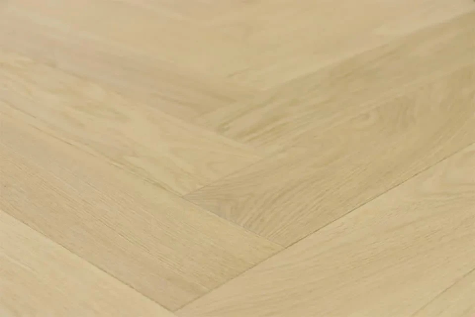 Prime Engineered Flooring Oak Herringbone Non Visible Brushed Matt Lacquered 14/3mm By 126mm By 505mm 4 Prime Engineered Flooring Oak Herringbone Non Visible Brushed Matt Lacquered 14/3mm By 126mm By 505mm - Image 4