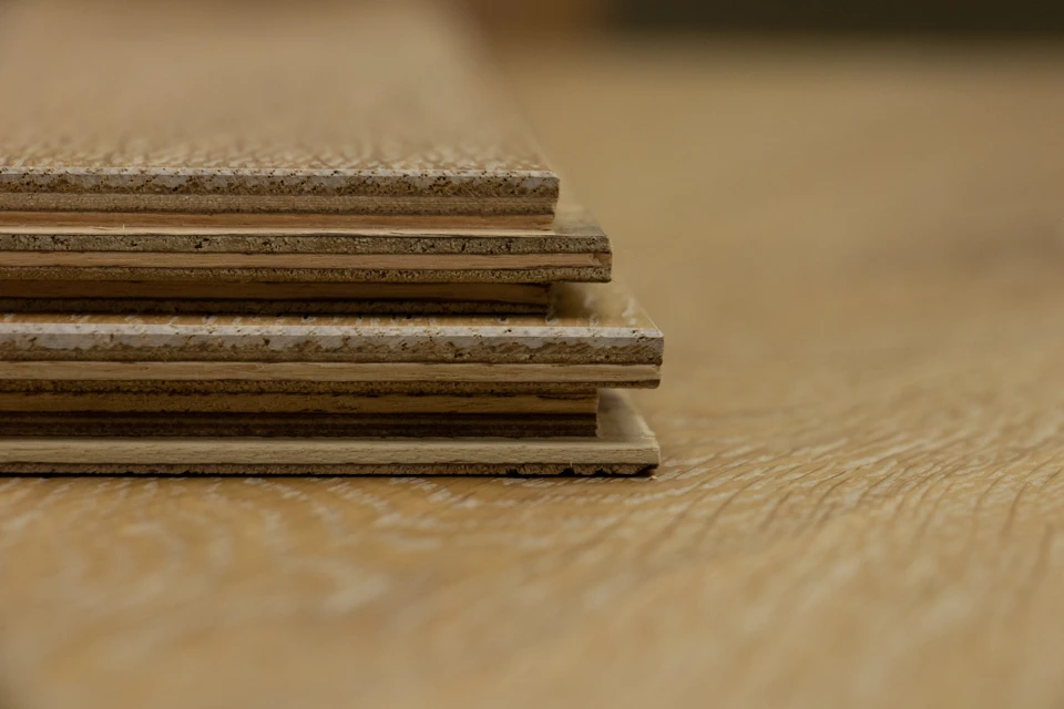 Natural Engineered Flooring Oak White Washed Brushed UV Lacquered 14/3mm By 190mm By 1900mm 4 Natural Engineered Flooring Oak White Washed Brushed UV Lacquered 14/3mm By 190mm By 1900mm - Image 4