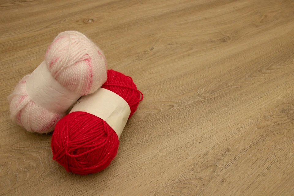 Supremo Luxury Click Vinyl Rigid Core Flooring Supremo Trend Olive With Built In Underlay 5mm By 178mm By 1220mm 2 Supremo Luxury Click Vinyl Rigid Core Flooring Supremo Trend Olive With Built In Underlay 5mm By 178mm By 1220mm - Image 2