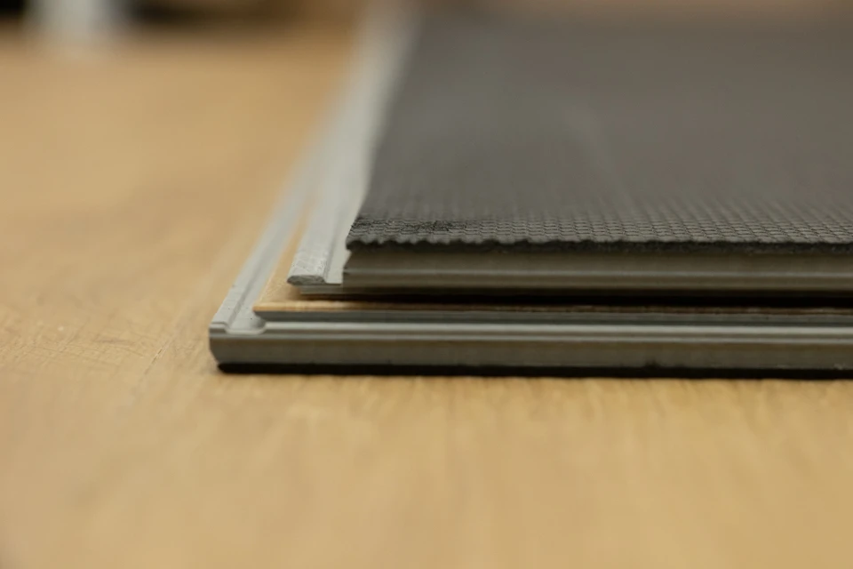 Supremo Luxury Click Vinyl Rigid Core Flooring Nature With Built In Underlay 6.5mm By 181mm By 1220mm 6 Supremo Luxury Click Vinyl Rigid Core Flooring Nature With Built In Underlay 6.5mm By 181mm By 1220mm - Image 6