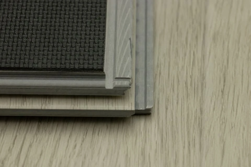 Supremo Diamond Luxury Click Vinyl Rigid Core Flooring Opal With Built In Underlay 8mm By 178mm By 1220mm 5 Supremo Diamond Luxury Click Vinyl Rigid Core Flooring Opal With Built In Underlay 8mm By 178mm By 1220mm - Image 5